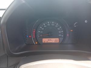 Toyota Vitz 1.0 - Image 10