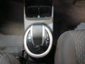 Toyota Vitz 1.0 XR auto - Image 12