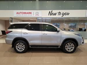 Toyota Fortuner 2.8 GD-6 4X4 VX automatic - Image 3