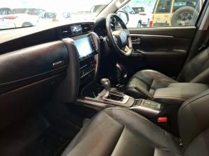 Toyota Fortuner 2.8 GD-6 4X4 VX automatic - Image 7