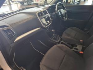 Toyota Urban Cruiser 1.5 Xs automatic - Image 7