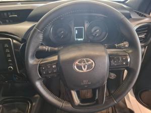 Toyota Hilux 2.8 GD-6 RB Legend 4X4E/CAB - Image 8