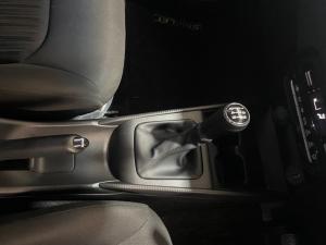 Toyota Starlet 1.5 Xs - Image 12