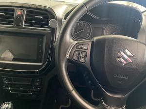 Suzuki Vitara Brezza 1.5 GLX - Image 9
