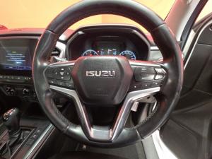 Isuzu D-MAX 1.9 Ddi LS 4X4 automatic D/C - Image 8