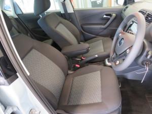 Volkswagen Polo Vivo 1.6 Life TIP - Image 9