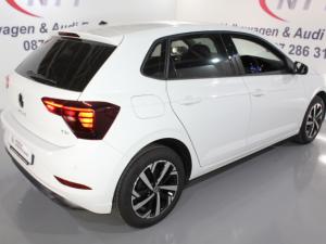 Volkswagen Polo 1.0 TSI Life - Image 4