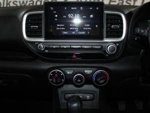 Hyundai Venue 1.2 Motion - Image 11