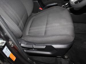 Hyundai Venue 1.2 Motion - Image 17