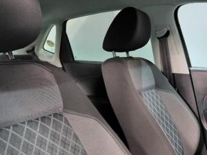 Volkswagen Polo Vivo 1.6 Style - Image 7