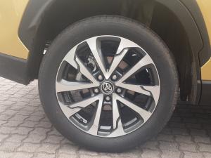 Toyota Corolla Cross 1.8 XR - Image 16