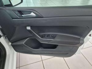 Volkswagen Polo 1.0 TSI - Image 9