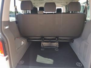Volkswagen Transporter 2.0TDI Kombi SWB Trendline auto - Image 4