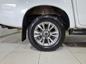 Isuzu D-Max 300 3.0TD double cab LX - Image 8