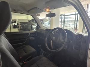 Suzuki Jimny 1.3 - Image 6
