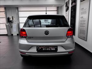 Volkswagen Polo Vivo hatch 1.6 Highline - Image 4