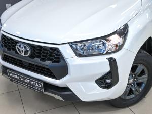 Toyota Hilux 2.4GD-6 double cab Raider manual - Image 2