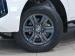 Toyota Hilux 2.4GD-6 double cab Raider manual - Thumbnail 3