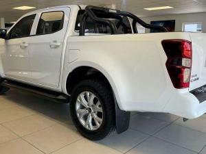 Isuzu D-Max 1.9TD double cab LS auto - Image 9