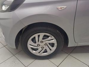 Hyundai Grand i10 1.0 Motion hatch manual - Image 9