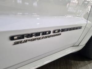 Jeep Grand Cherokee Trackhawk - Image 14