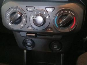Suzuki S-Presso 1.0 S-Edition manual - Image 21