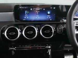 Mercedes-Benz CLA CLA200 Progressive - Image 10