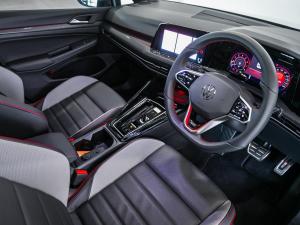 Volkswagen Golf GTI - Image 10