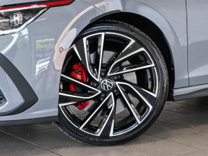 Volkswagen Golf GTI - Image 2