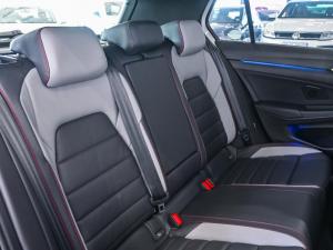 Volkswagen Golf GTI - Image 16