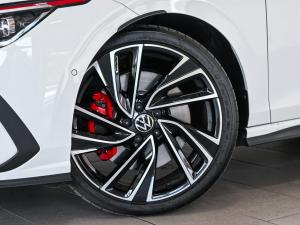 Volkswagen Golf GTI - Image 4