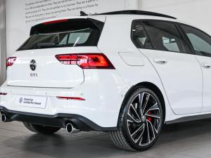 Volkswagen Golf GTI - Image 7
