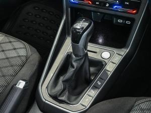 Volkswagen Polo hatch 1.0TSI R-Line - Image 22