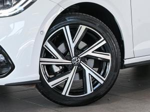 Volkswagen Polo hatch 1.0TSI R-Line - Image 2