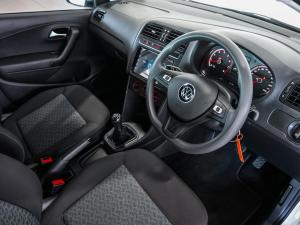 Volkswagen Polo Vivo hatch 1.4 Trendline - Image 12
