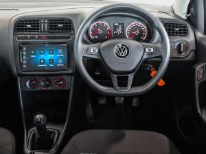 Volkswagen Polo Vivo hatch 1.4 Trendline - Image 14