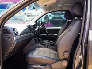 Volkswagen Amarok 2.0BiTDI double cab Highline 4Motion auto - Image 10