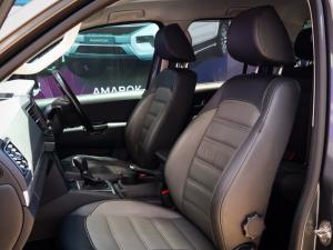 Volkswagen Amarok 2.0BiTDI double cab Highline 4Motion auto - Image 11