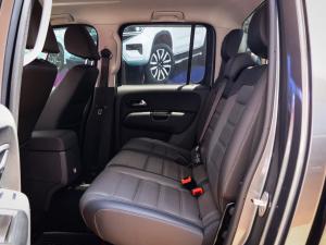 Volkswagen Amarok 2.0BiTDI double cab Highline 4Motion auto - Image 14