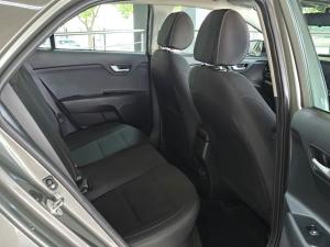 Kia Rio hatch 1.4 EX - Image 13
