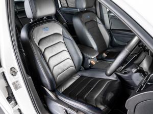 Volkswagen Tiguan R - Image 15