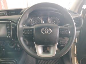 Toyota Hilux 2.4GD-6 Xtra cab Raider manual - Image 8