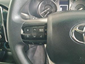 Toyota Hilux 2.4GD-6 Xtra cab Raider manual - Image 9