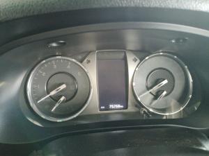 Toyota Hilux 2.4GD-6 Xtra cab Raider manual - Image 11