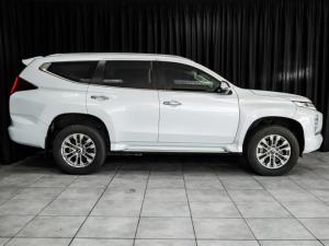 Mitsubishi Pajero Sport 2.4DI-D - Image 3