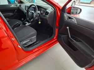 Volkswagen Polo hatch 1.0TSI Comfortline - Image 8