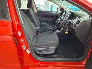 Volkswagen Polo hatch 1.0TSI Comfortline - Image 9