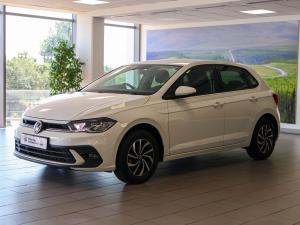 Volkswagen Polo hatch 1.0TSI Life auto - Image 5