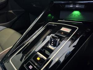 Volkswagen Golf GTI - Image 7