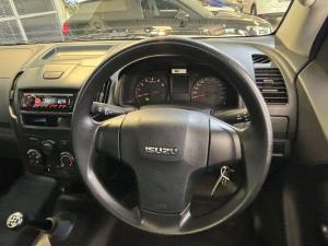 Isuzu D-Max Gen 6 250c single cab Fleetside - Image 13